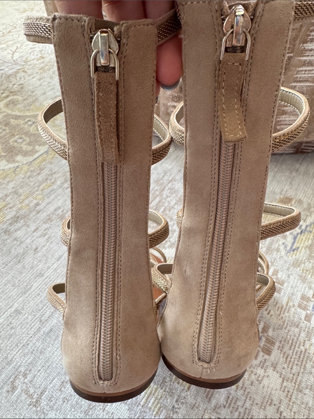 NEW Free People Theia Gladiator Neutral Gold Detail Leather Sandals 8.5 - Picture 6 of 10